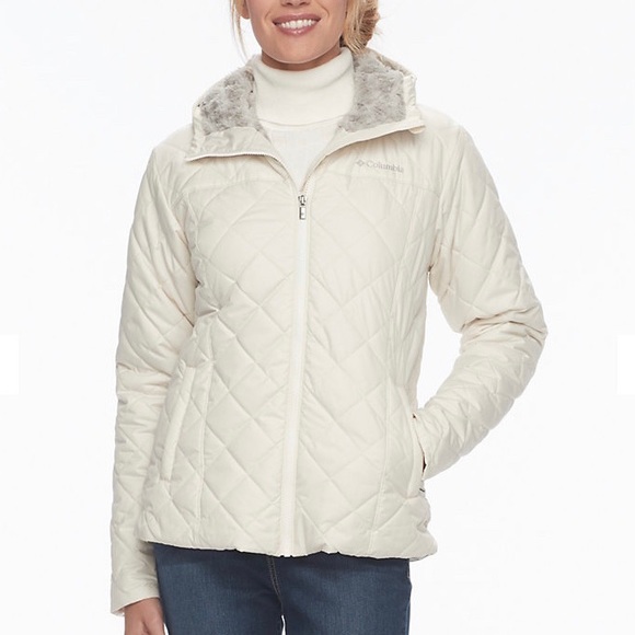 Columbia jacket in all white. - Picture 1 of 1